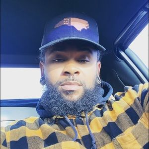 Meet your Posher, Kenneth